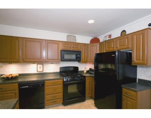 55 Webcowet Road, Unit 1 Arlington, MA 02474 - Photo 8 of 15 Gallery Image 8