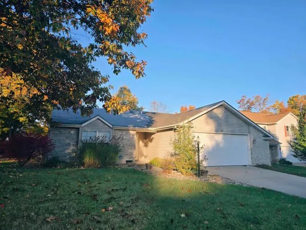 $1,900 | 235 Spring Forest Court, Fort Wayne, IN 46804
