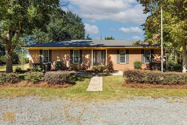 $1,900 | 404 East 1st Street, Springfield, GA 31329