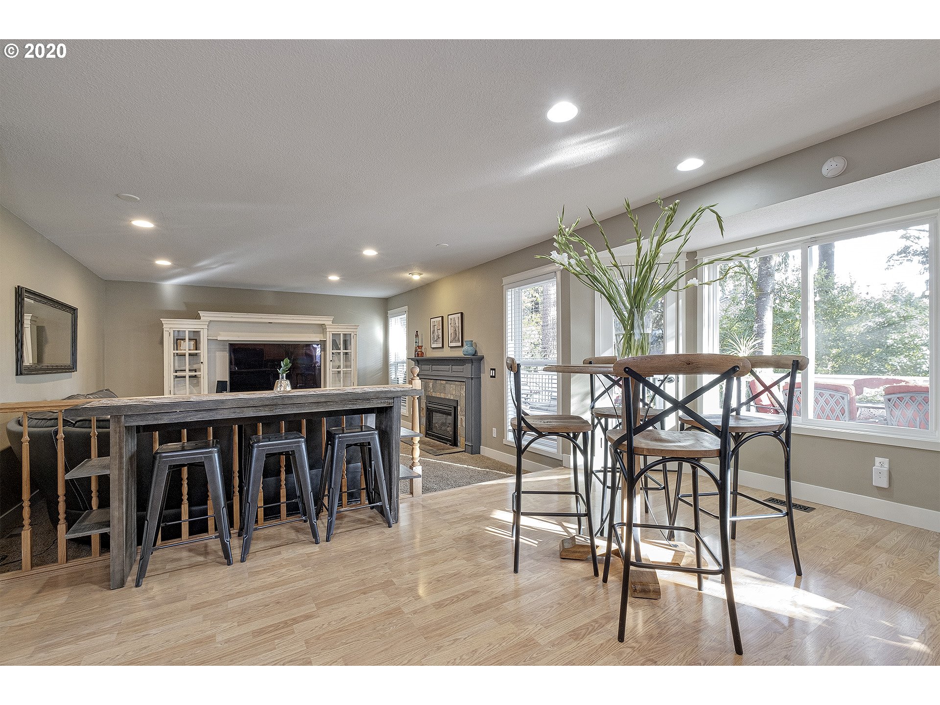 9805 Southwest Dapplegrey Loop Beaverton, OR 97008 - Photo 12 of 31 Gallery Image 12