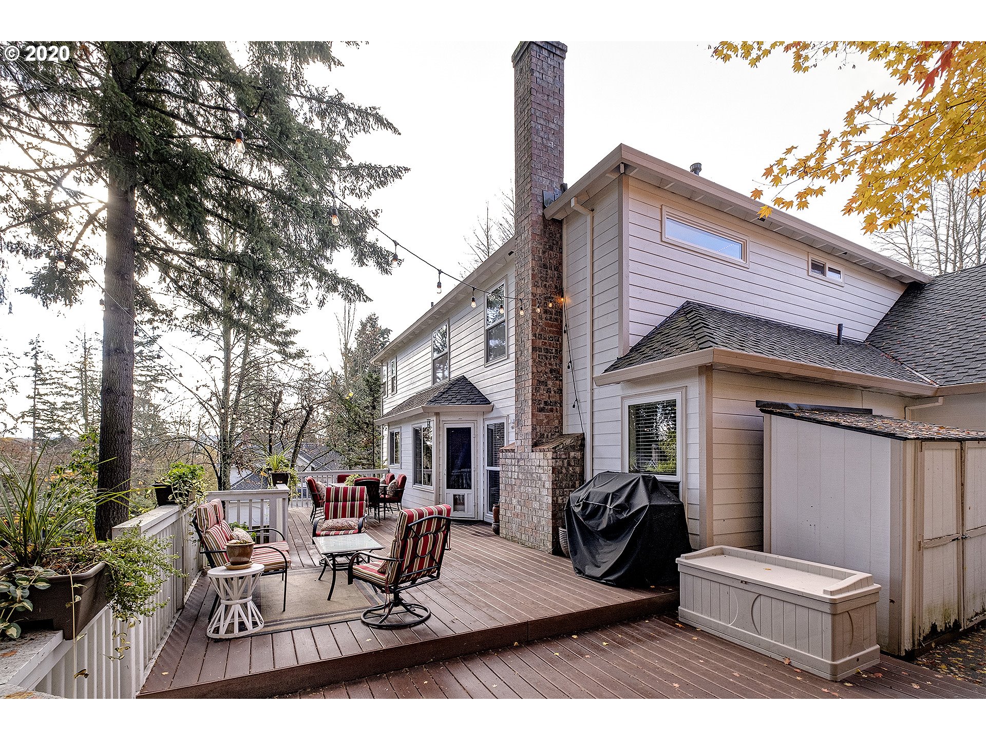 9805 Southwest Dapplegrey Loop Beaverton, OR 97008 - Photo 26 of 31 Gallery Image 26