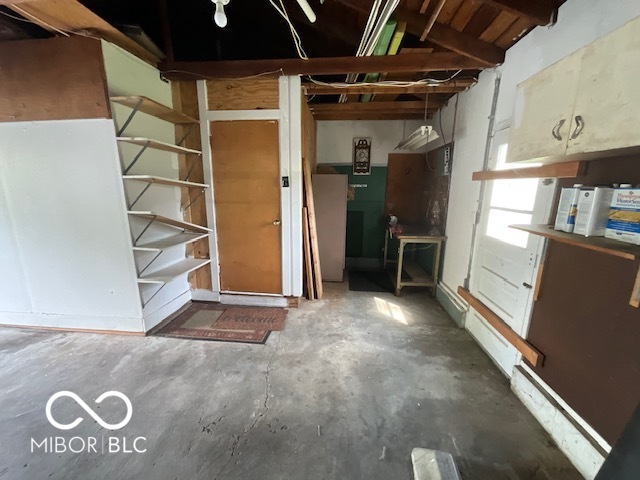 1935 Randall Road Indianapolis, IN 46240 - Photo 8 of 24