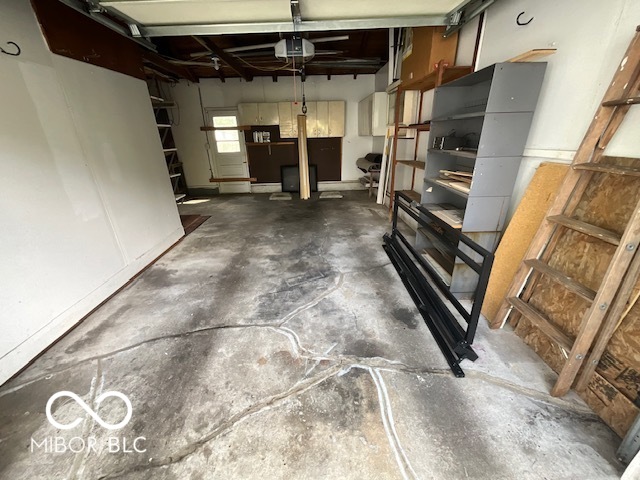 1935 Randall Road Indianapolis, IN 46240 - Photo 9 of 24
