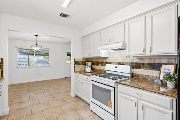 $2,150 | 29038 Deadwood Lane, Conroe, TX 77384