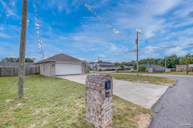 $355,000 | 8505 Carlos Street, Navarre, FL 32566