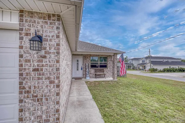 $355,000 | 8505 Carlos Street, Navarre, FL 32566