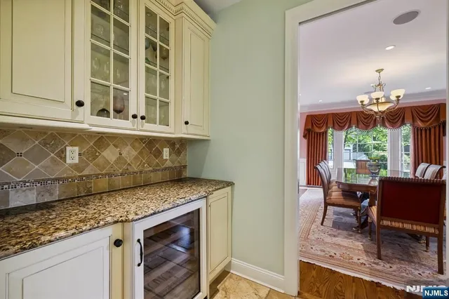 $2,775,000 | 8 Church Court, Closter, NJ 07624