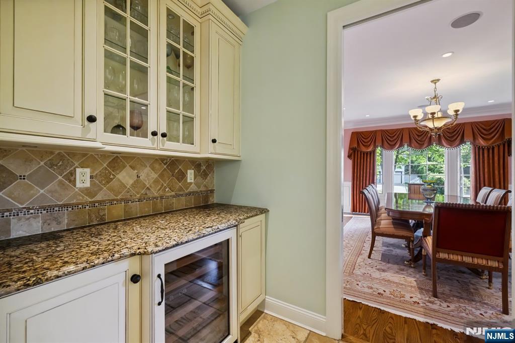 8 Church Court Closter, NJ 07624 - Photo 14 of 36