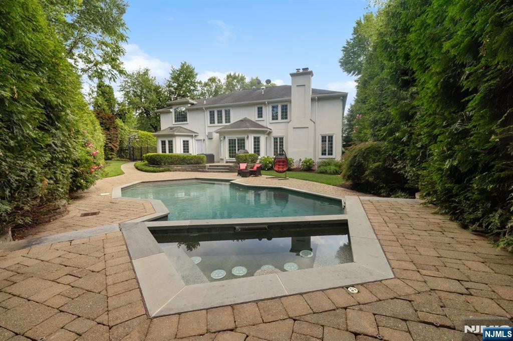 8 Church Court Closter, NJ 07624 - Photo 34 of 36