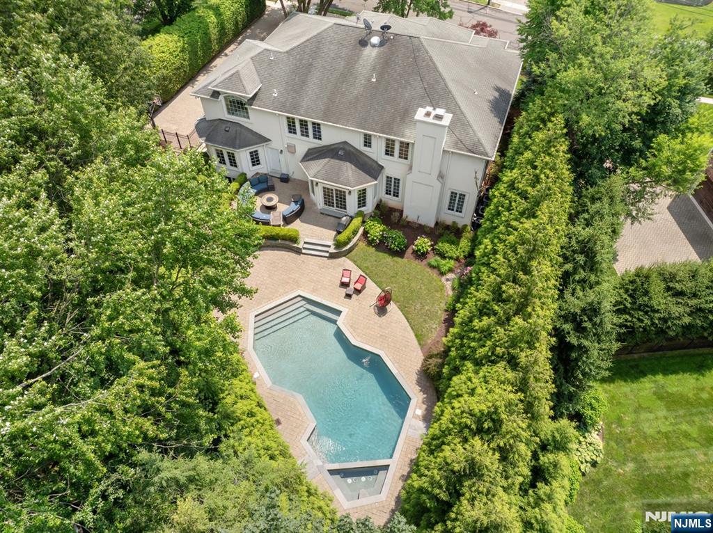 8 Church Court Closter, NJ 07624 - Photo 35 of 36