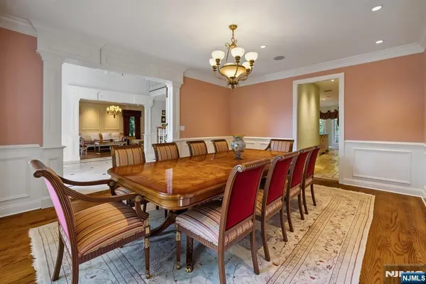 $2,775,000 | 8 Church Court, Closter, NJ 07624