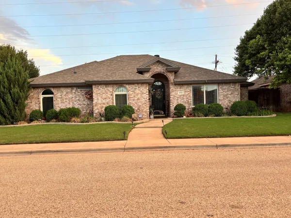 $329,950 | 3713 106th Street, Lubbock, TX 79423