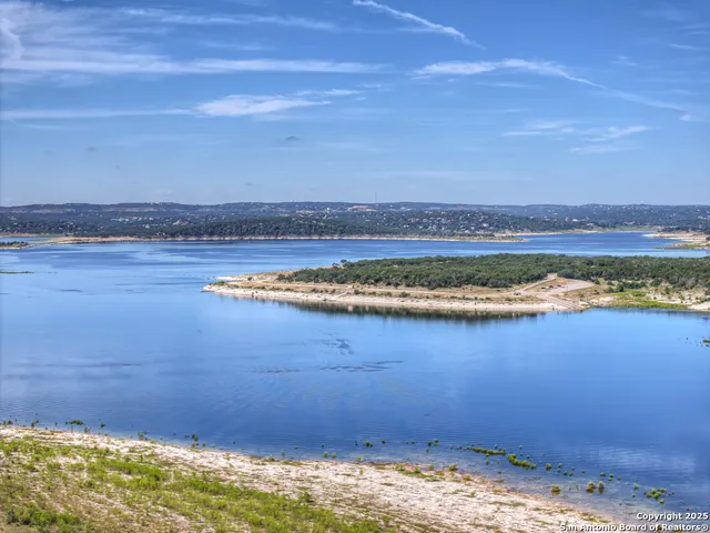 $398,000 | 2004 Lakeland Drive, Unit 5A, Canyon Lake, TX 78133