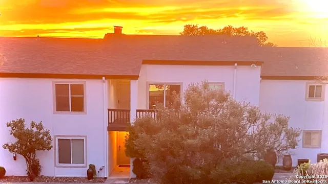 $398,000 | 2004 Lakeland Drive, Unit 5A, Canyon Lake, TX 78133