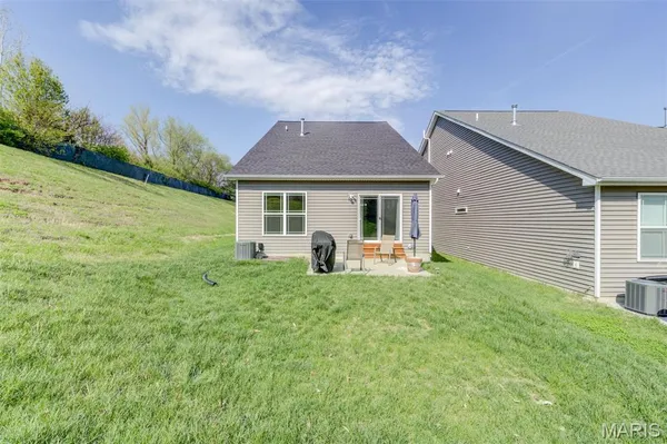 $2,800 | 26 Rydal Place, St. Charles, MO 63303