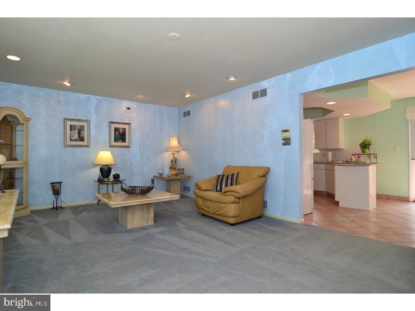 25 Thornbury Road Reading, PA 19606 - Photo 3 of 25 Gallery Image 3