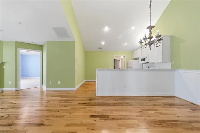 $419,000 | 945 Burnt Hickory Circle Northwest, Unit 8, Marietta, GA 30064