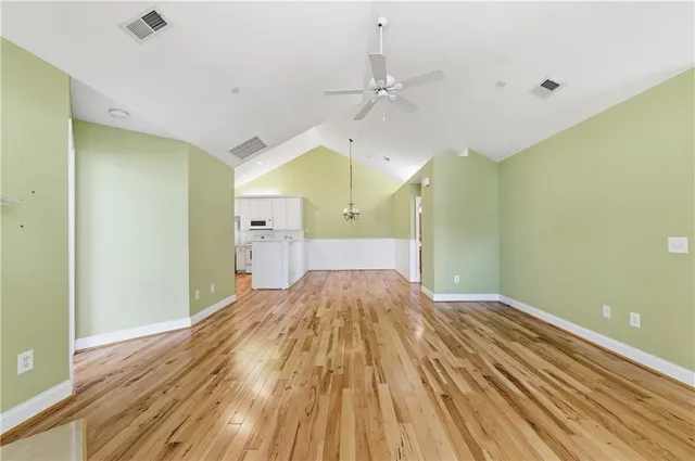 $419,000 | 945 Burnt Hickory Circle Northwest, Unit 8, Marietta, GA 30064