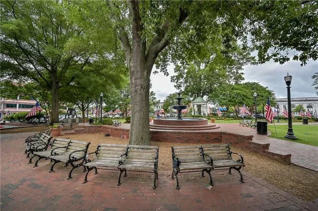 $419,000 | 945 Burnt Hickory Circle Northwest, Unit 8, Marietta, GA 30064