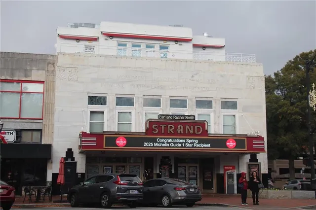 $419,000 | 945 Burnt Hickory Circle Northwest, Unit 8, Marietta, GA 30064