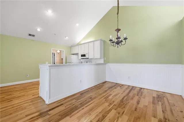 $419,000 | 945 Burnt Hickory Circle Northwest, Unit 8, Marietta, GA 30064