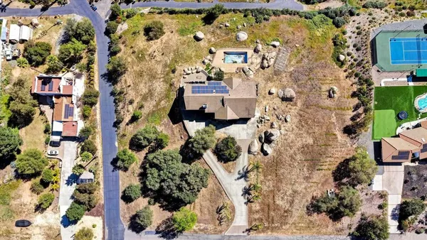 $1,100,000 | 10549 Cerveza Drive, Escondido, CA 92026