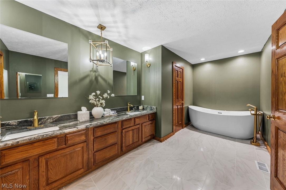 3190 Fixler Road Medina, OH 44256 - Photo 22 of 46