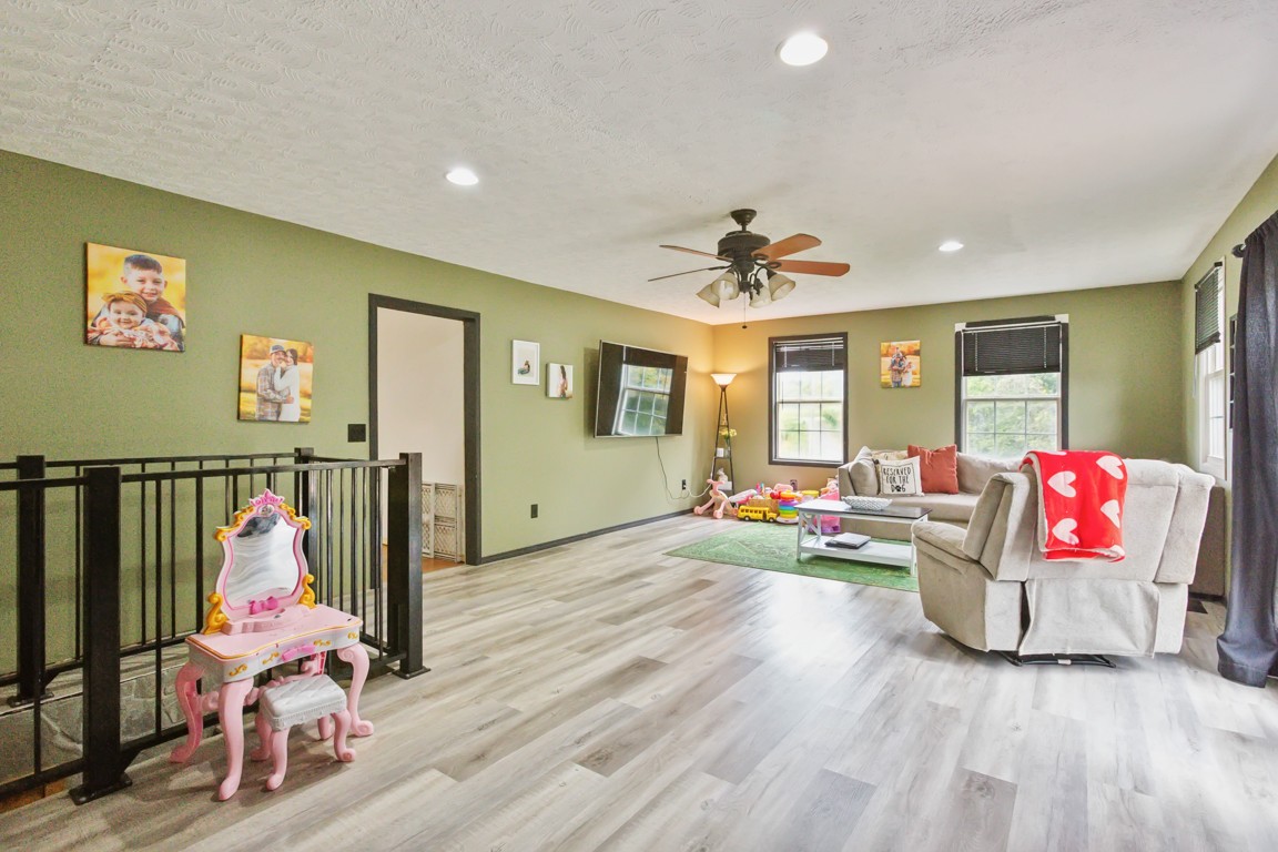 994 Purtle Road Lafayette, TN 37083 - Photo 8 of 19 Gallery Image 8