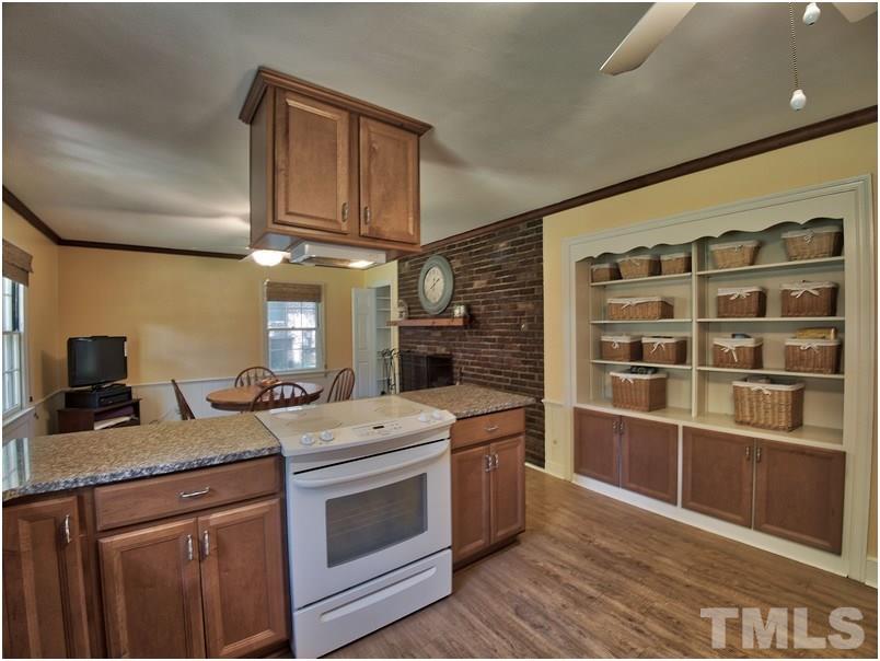 2703 Clark Avenue Raleigh, NC 27607 - Photo 5 of 24 a view of kitchen with oven