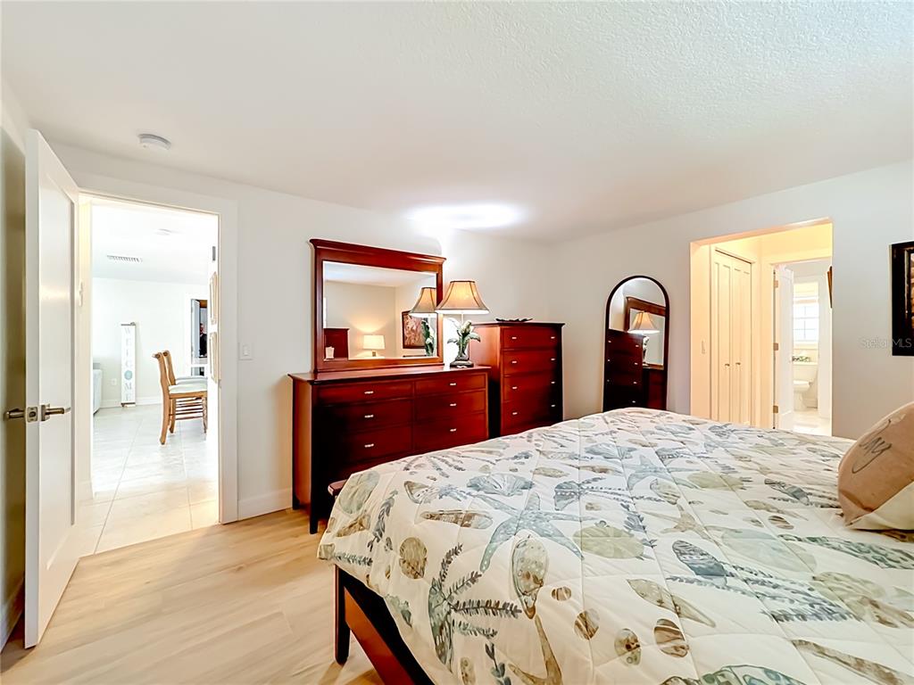 307 68th Street Holmes Beach, FL 34217 - Photo 37 of 67