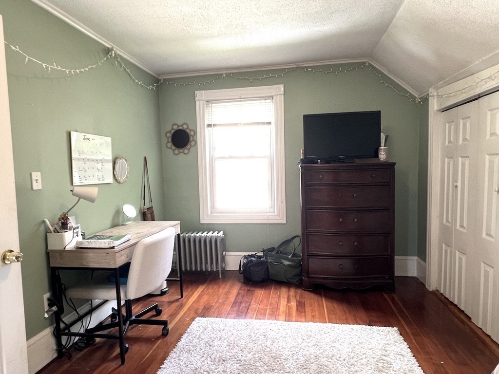 26 Byron Street Springfield, MA 01109 - Photo 32 of 41