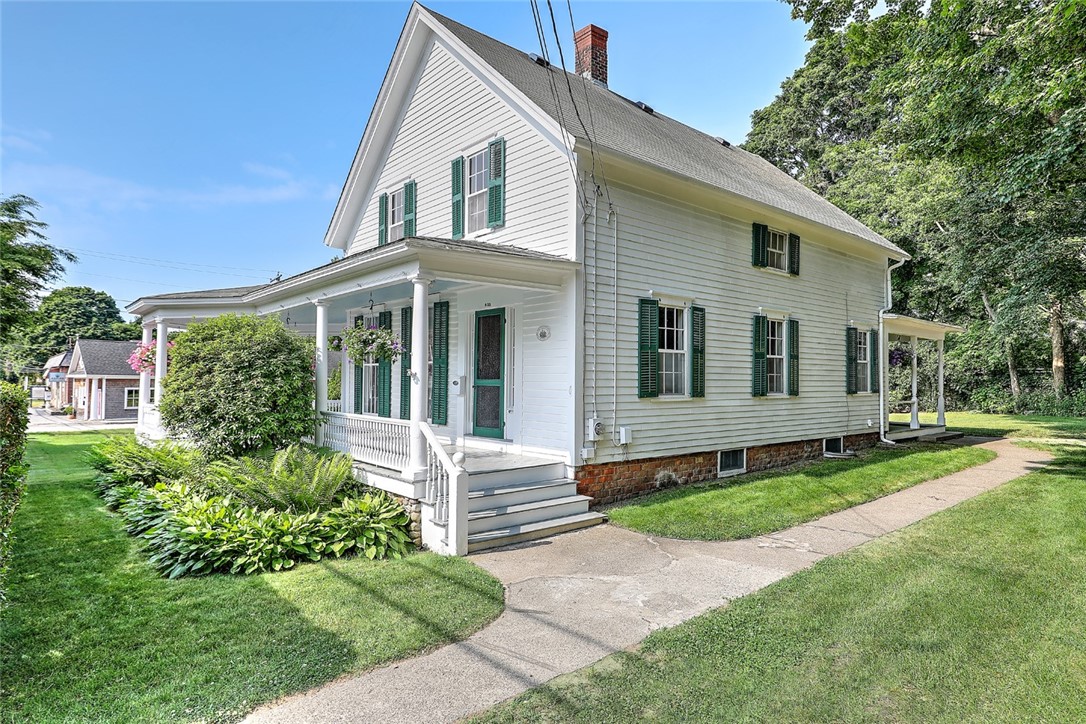 833 Main Street Warren, RI 02885 - Photo 2 of 47 Front and northside of house.