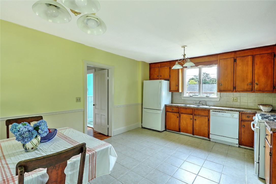 833 Main Street Warren, RI 02885 - Photo 24 of 47