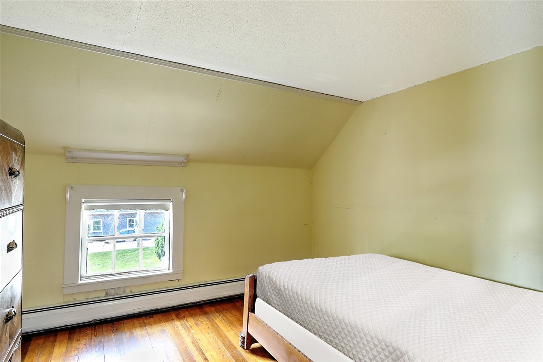 833 Main Street Warren, RI 02885 - Photo 30 of 47 2nd Fl BR