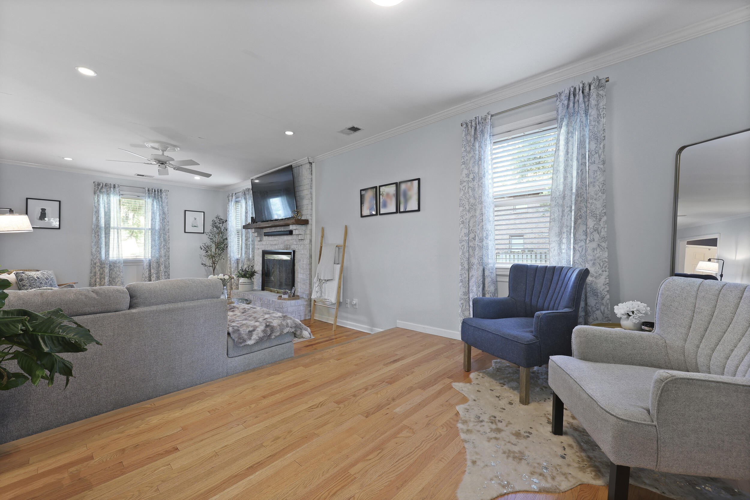 1337 Old Fort Road Moncks Corner, SC 29461 - Photo 15 of 60 Living Room