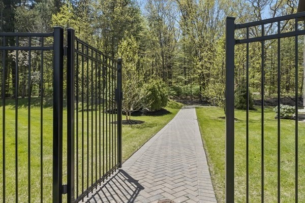 11 Executive Drive, Unit 112 Stoneham, MA 02180 - Photo 15 of 17