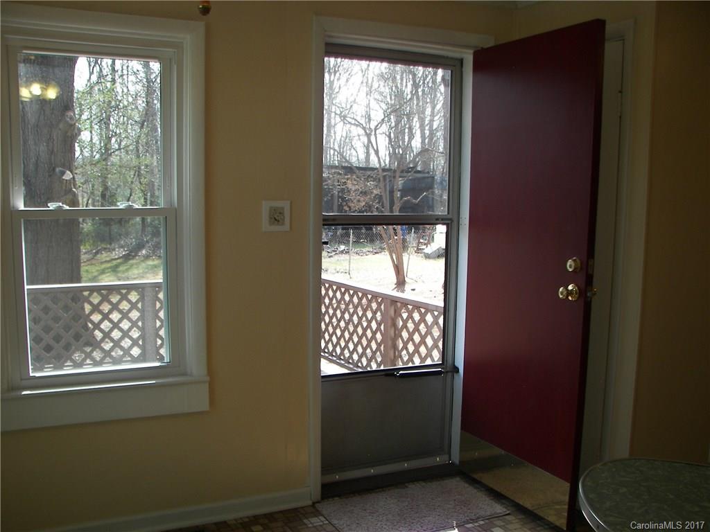 3897 River Road Hickory, NC 28602 - Photo 16 of 24