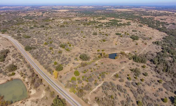 a view of a dry field