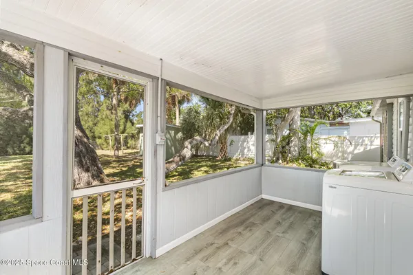 $2,000 | 475 South Banana River Drive, Merritt Island, FL 32952
