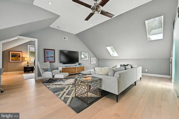 $4,950,000 | 17151717 Porters Hill Road, Annapolis, MD 21401