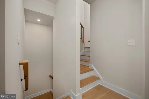 $1,200,000 | 304 Squire Drive, Newtown Square, PA 19073