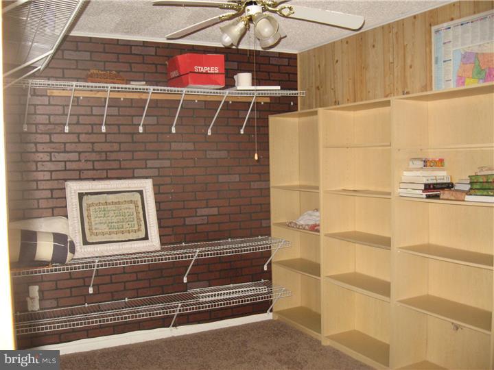 423 Creek Road Bellmawr, NJ 08031 - Photo 17 of 18 Office / Study