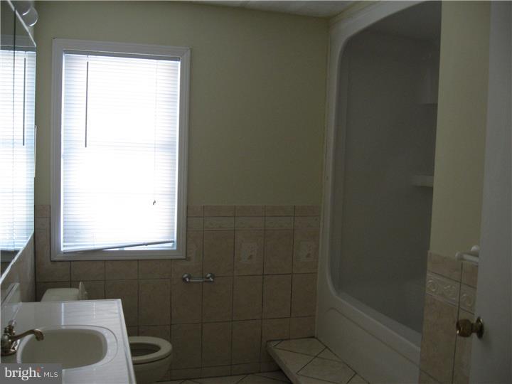 423 Creek Road Bellmawr, NJ 08031 - Photo 18 of 18 Bathroom