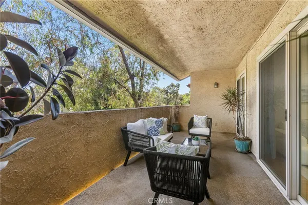 $759,000 | 25183 Oak Canyon Lane, Lake Forest, CA 92630