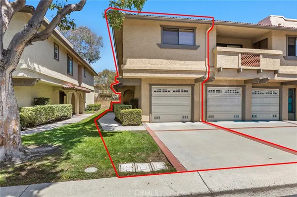 $759,000 | 25183 Oak Canyon Lane, Lake Forest, CA 92630