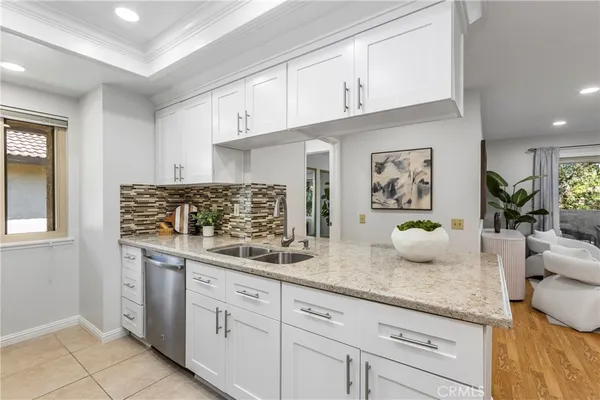$759,000 | 25183 Oak Canyon Lane, Lake Forest, CA 92630