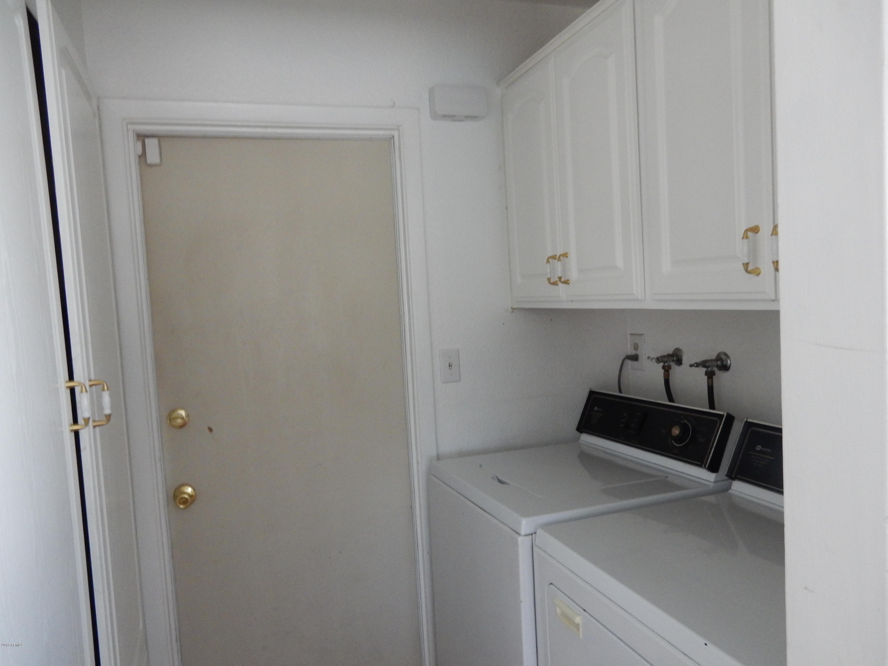 409 West Marco Polo Road Phoenix, AZ 85027 - Photo 8 of 24 DSCN1476