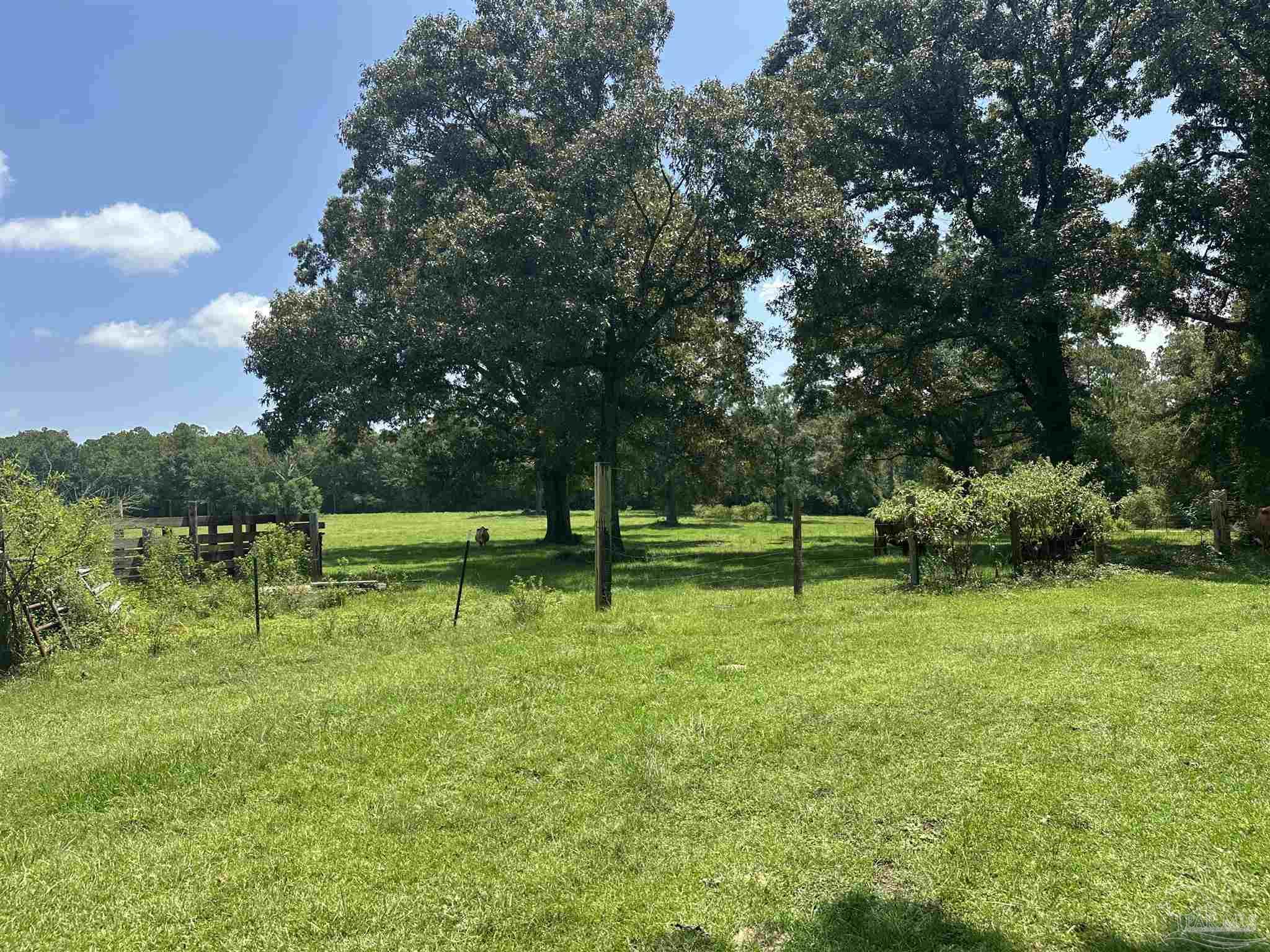 7-8 Bullard Road Milton, FL 32570 - Photo 1 of 3 Gallery Image 1