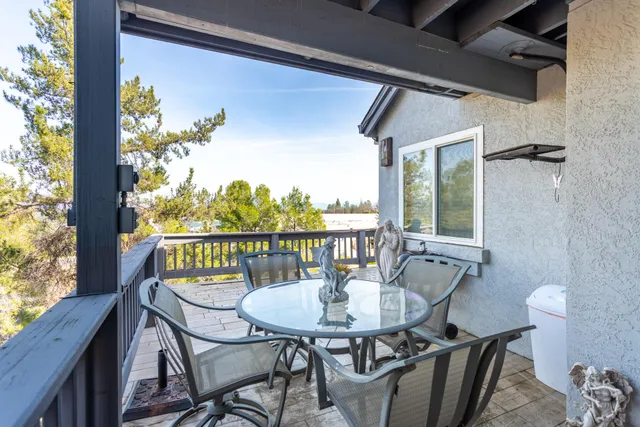 $639,000 | 1025 Chardonnay Walk, Redding, CA 96001