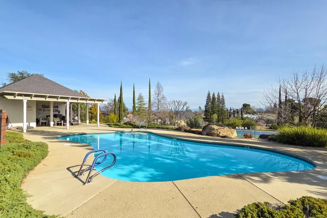 $639,000 | 1025 Chardonnay Walk, Redding, CA 96001